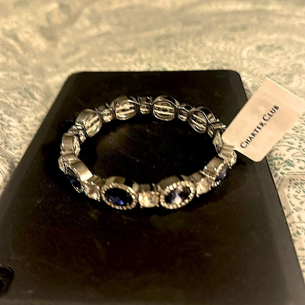 Sapphire and diamond bracelet.Perfect statement piece - Picture 4 of 4